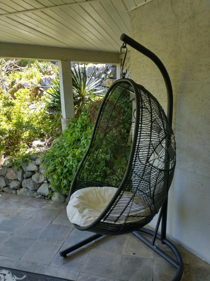 By The Bay Lavender Villa 彻梅纳斯 外观 照片